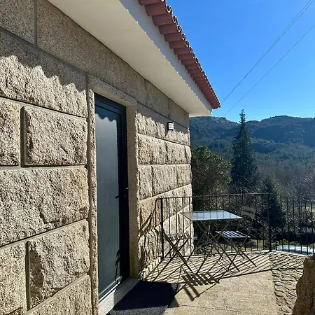 Casa Fraga Do Suadouro *