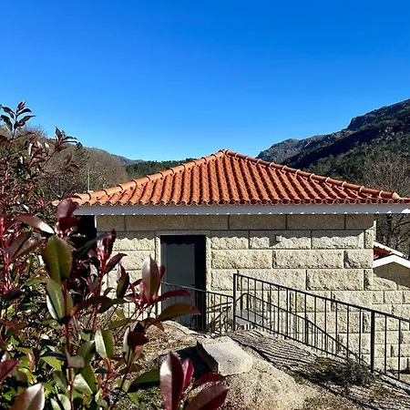 Casa Fraga Do Suadouro Holiday home Campo do Geres
