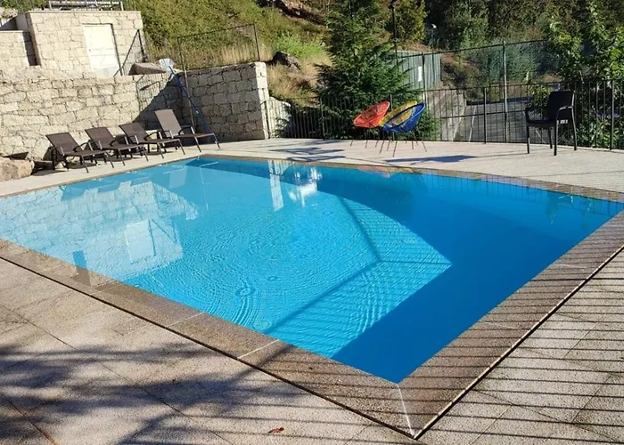 Casa Fraga Do Suadouro 펜션 캄푸 두 제레스