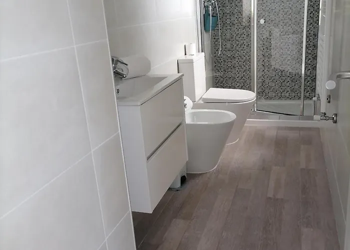 Casa Fraga Do Suadouro * 캄푸 두 제레스